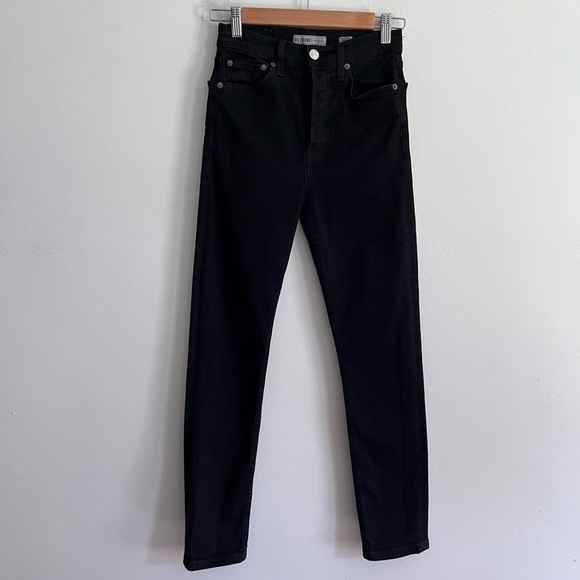 Re-Done 90s High-Rise Ankle Crop Jean - Picture 3 of 12